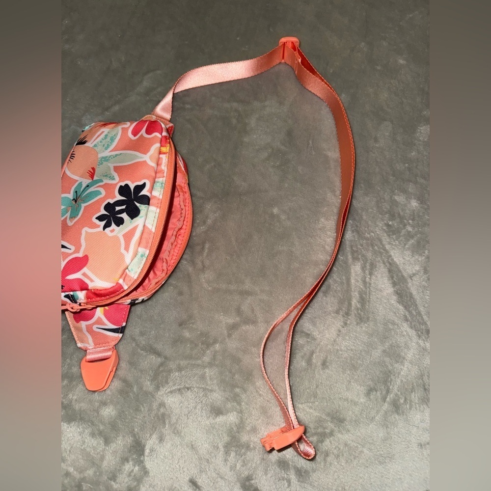 Vera Bradley Coral Floral Fanny Pack - Picture 5 of 5